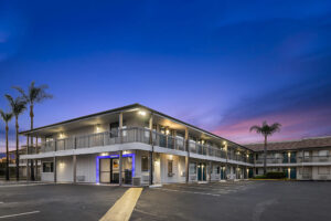 Bright & Budget-Friendly: Motel 6 Santa Ana